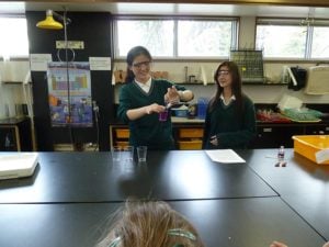 Gr. 2's Visit Sr. Science Wing